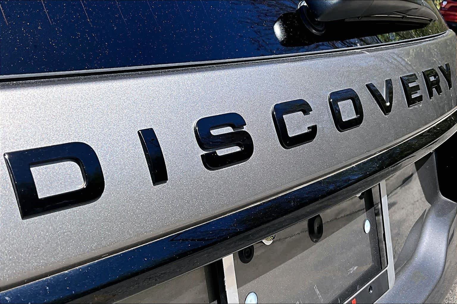 Used 2024 Silicon Silver Land Rover Dynamic SE image 10