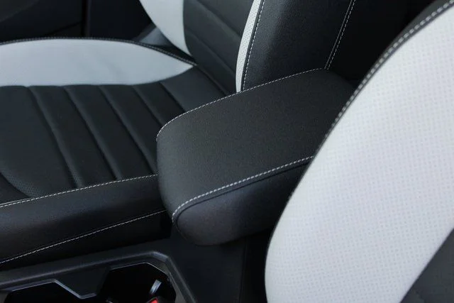 2025 Volkswagen Taos SEL - Photo 19