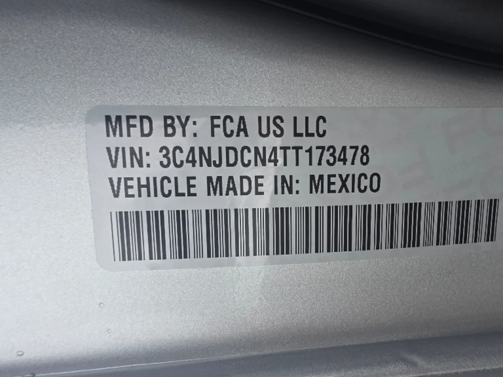 Used 2026 Silver Zynith Clear Coat Jeep Limited image 35