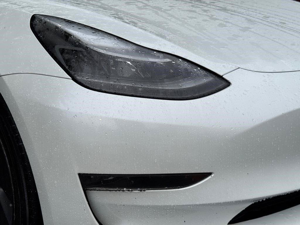 Used 2023  Tesla  image 17