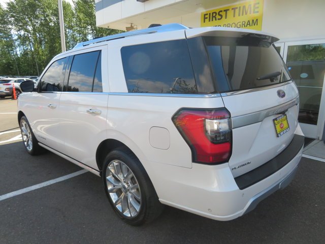 Used 2019 White Platinum Metallic Tri-Coat Ford Platinum image 3
