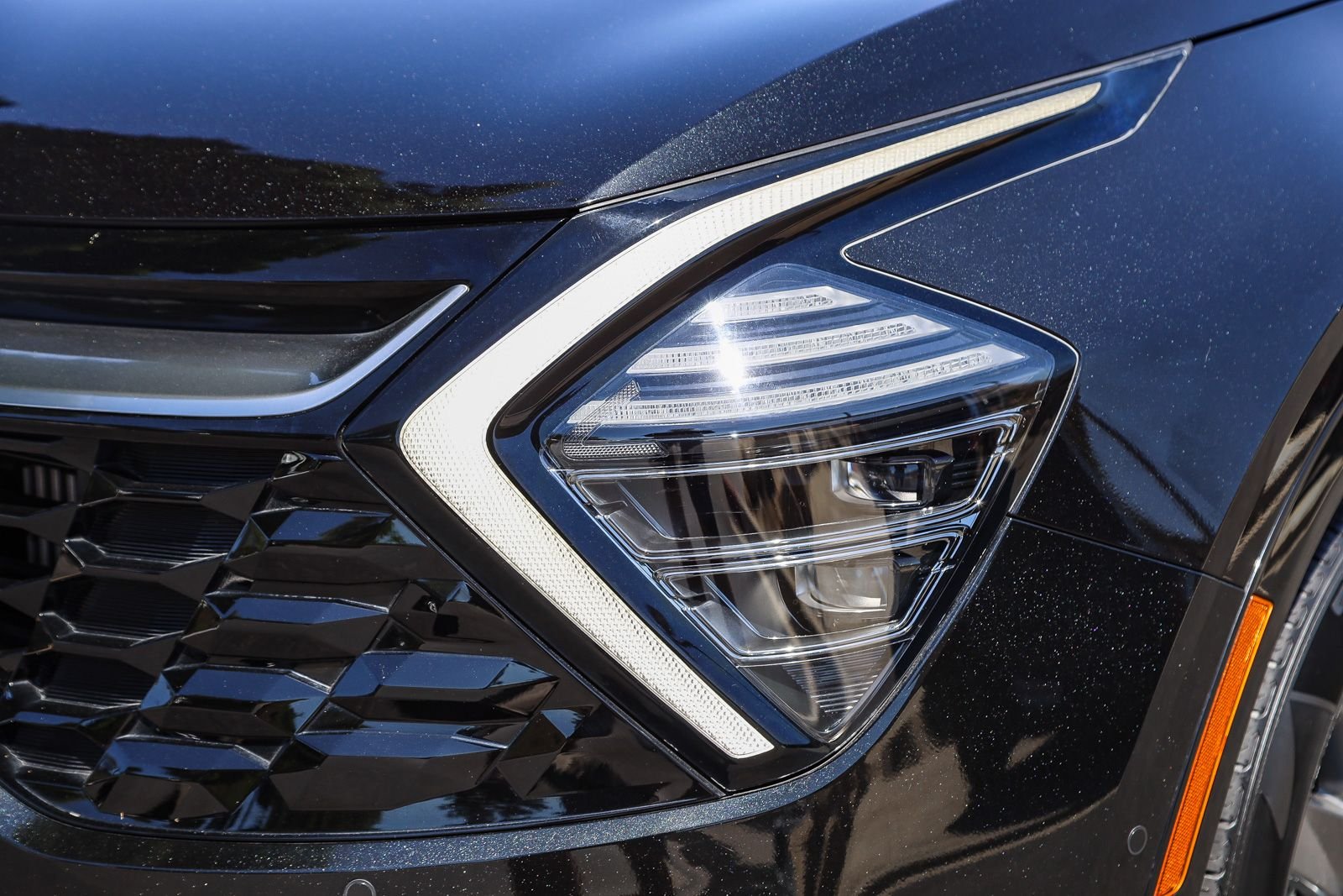 Used 2023 Black Kia SX-Prestige image 10