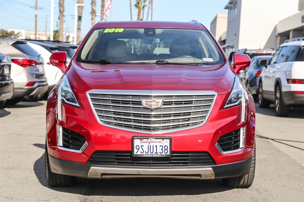 Used 2019 Cadillac XT5 Platinum with VIN 1GYKNGRS1KZ211613 for sale in Laguna Niguel, CA
