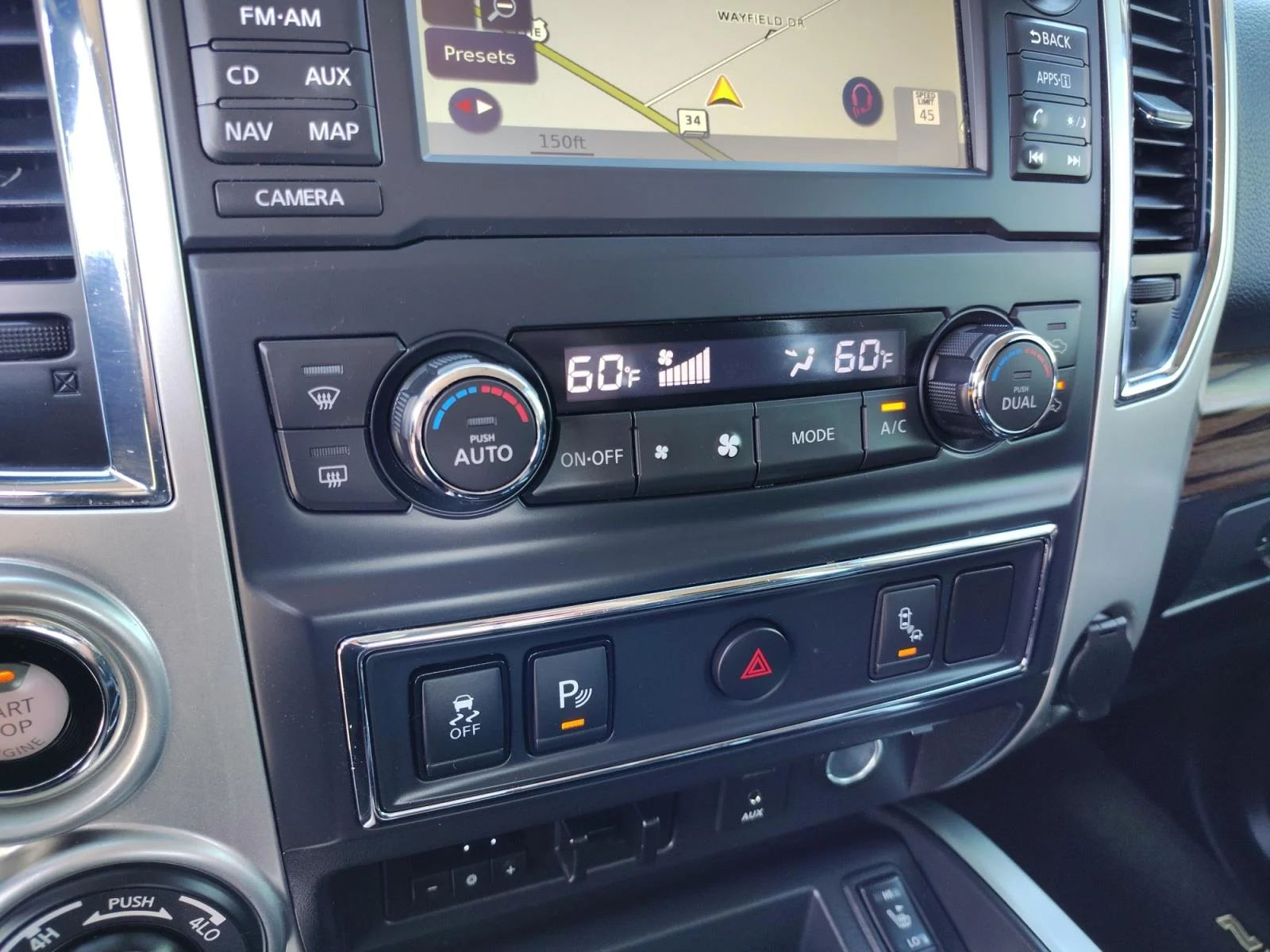 Used 2017 Gray Nissan SL image 22