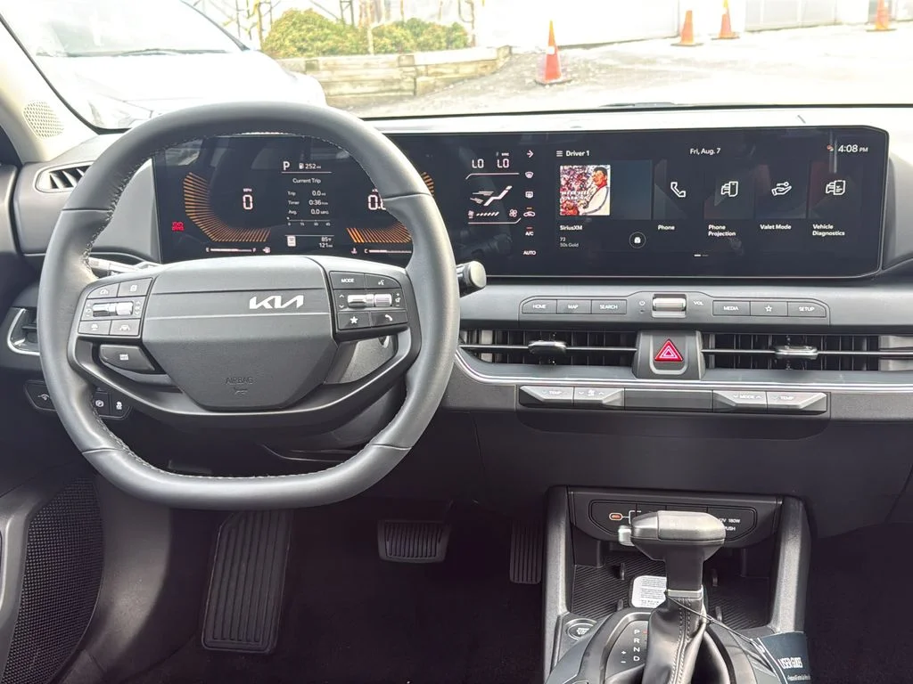 New 2026 White Kia EX image 11