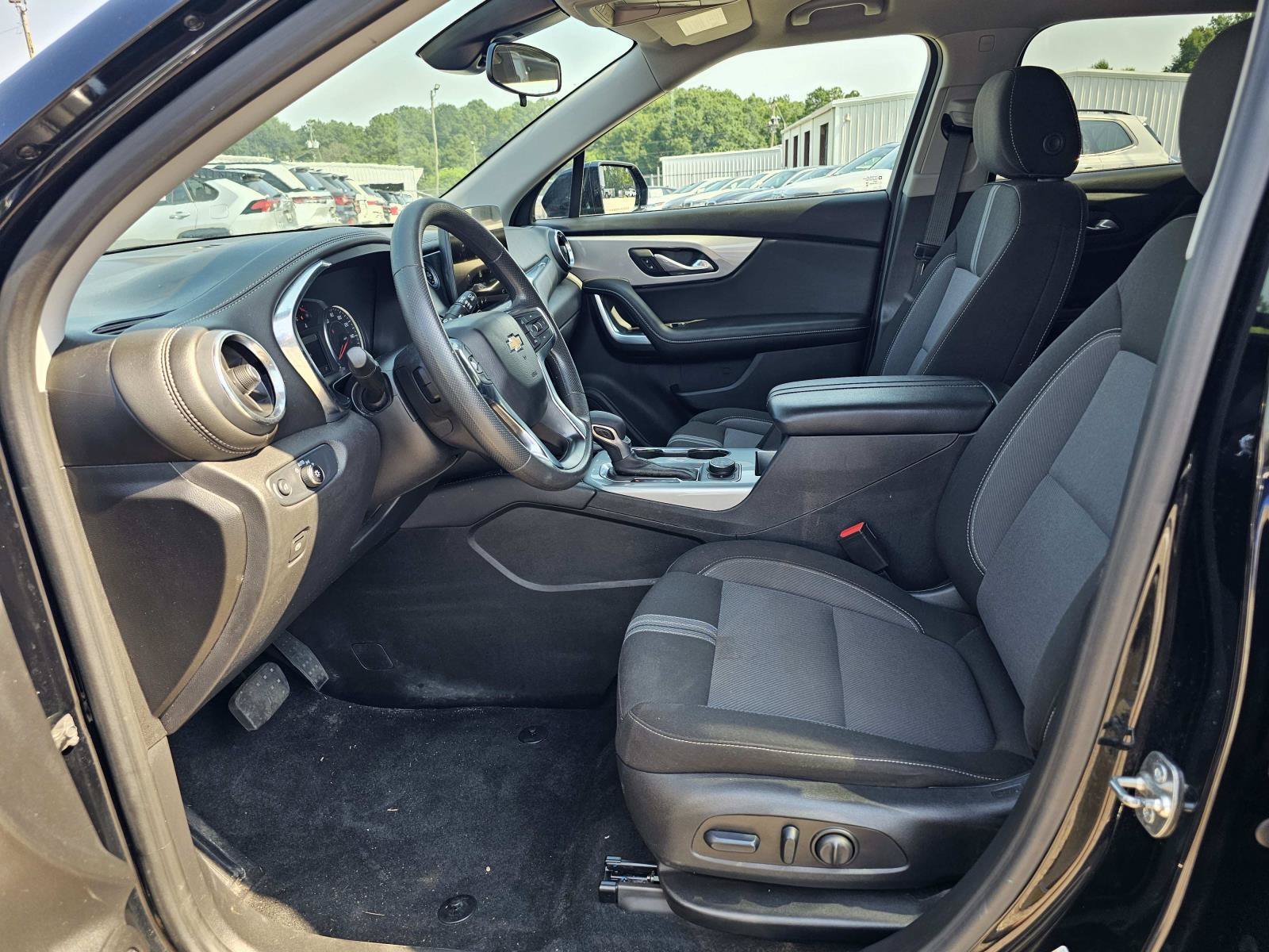 Used 2025 Black Chevrolet LT image 16