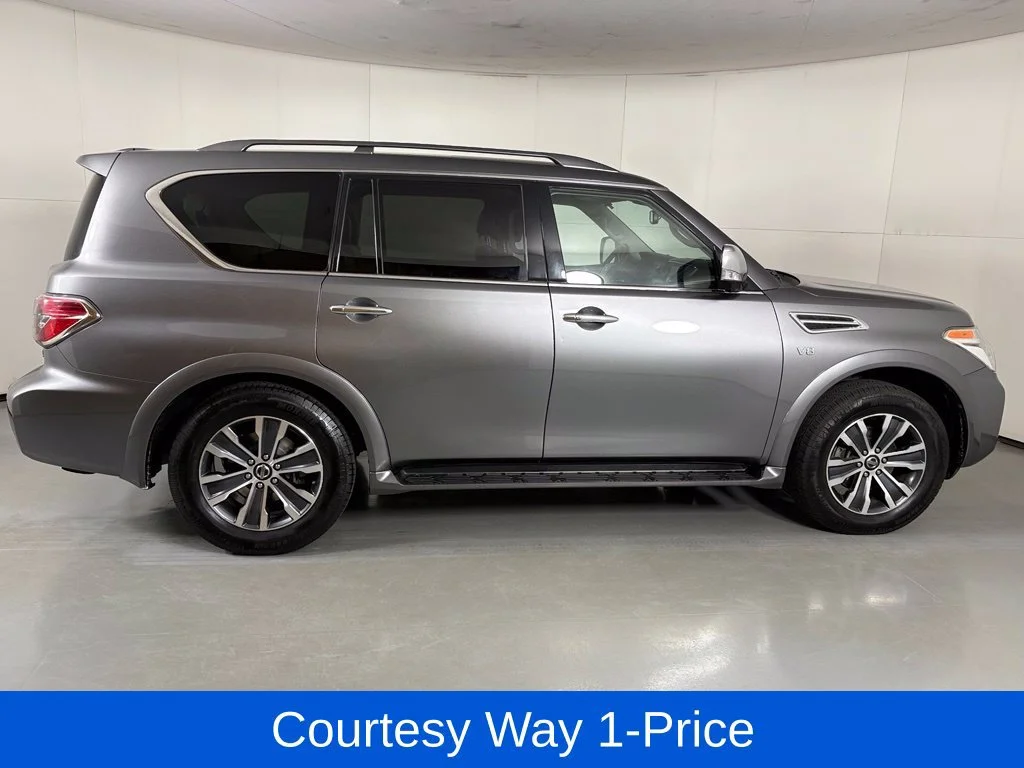 Used 2020 Gray Nissan SL 4WD image 12