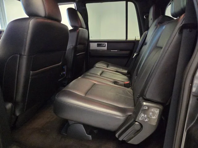 Used 2015  Ford XLT image 12