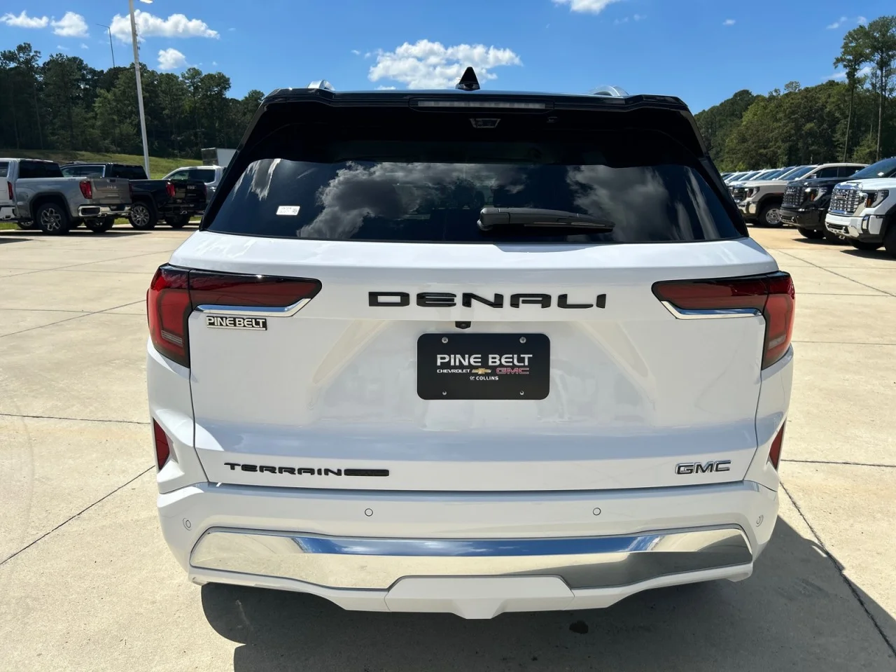New 2027 Summit White GMC Denali image 6