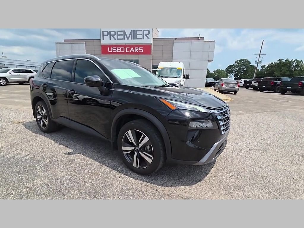 Used 2024 Black Nissan SL image 37