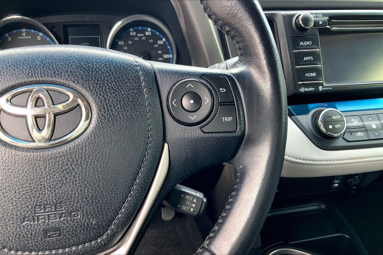 Used 2016 Barcelona Red Metallic Toyota XLE image 25