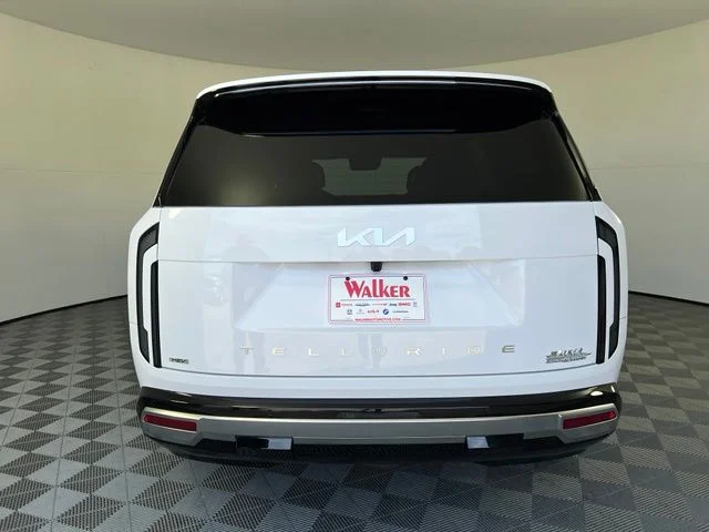New 2027 White Kia SX image 6