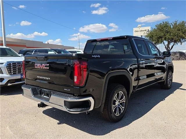 New 2026 Onyx Black GMC SLT image 5