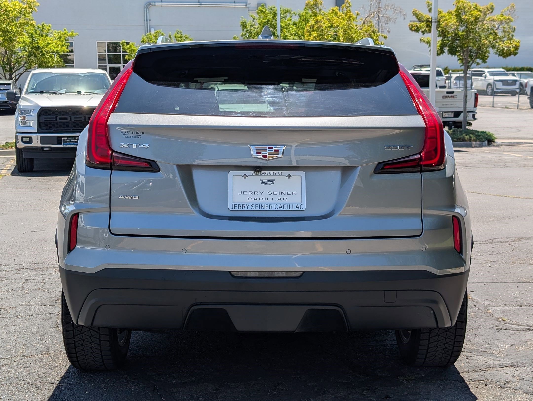 Used 2024 Argent Silver Metallic Cadillac Luxury image 4