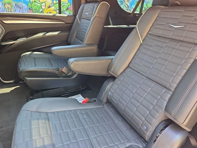 Used 2025 White Cadillac V-Series image 24