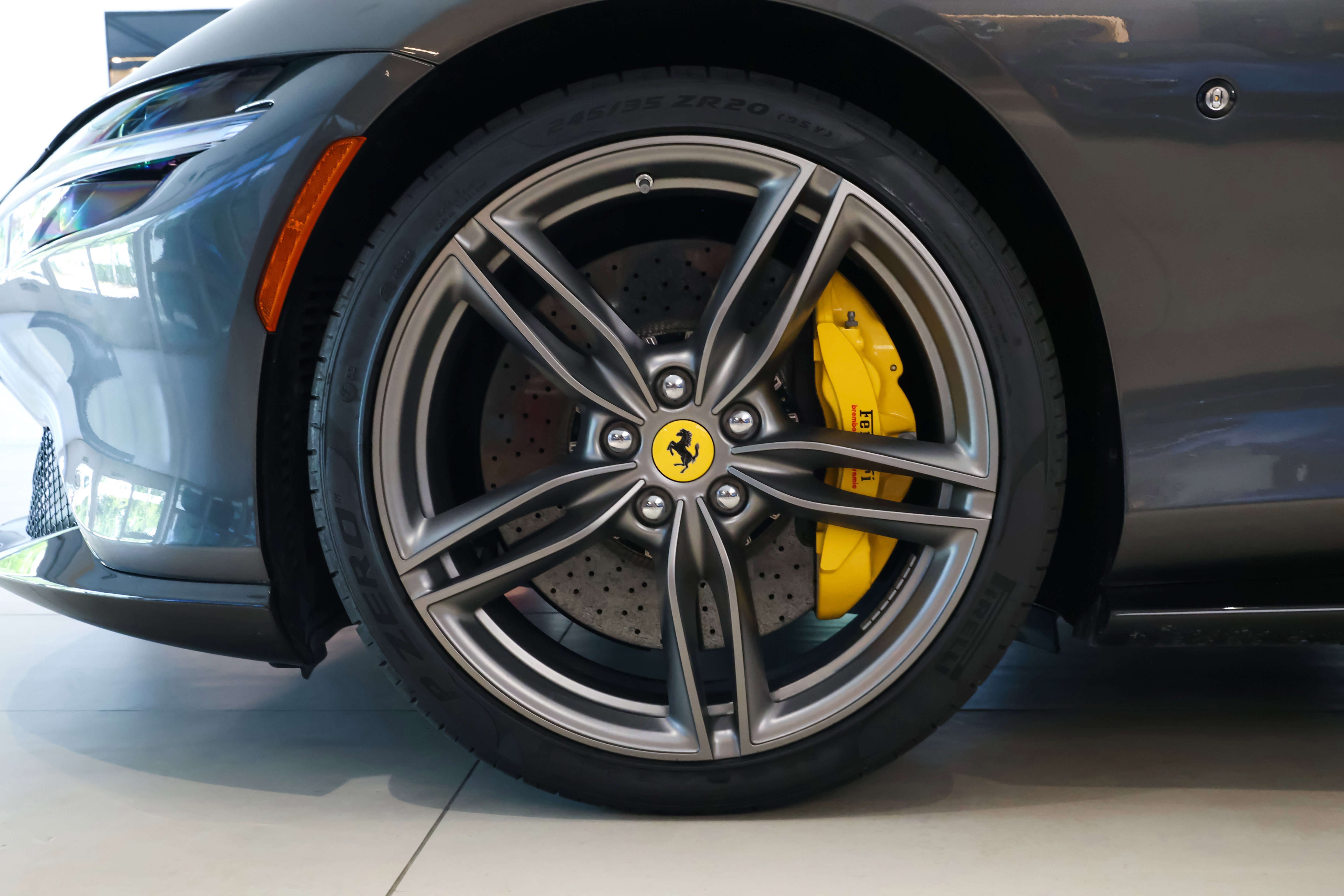 Used 2025 Grigio Silverstone Ferrari  image 35