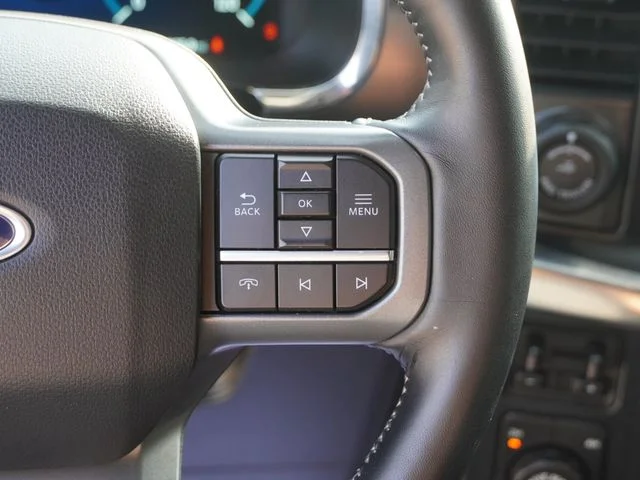 Used 2022 Gray Ford Lariat image 28