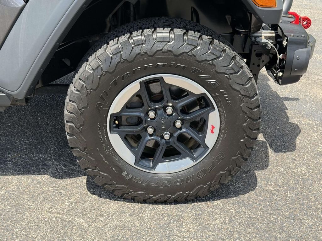 Used 2019 Gray Jeep Unlimited Rubicon image 25