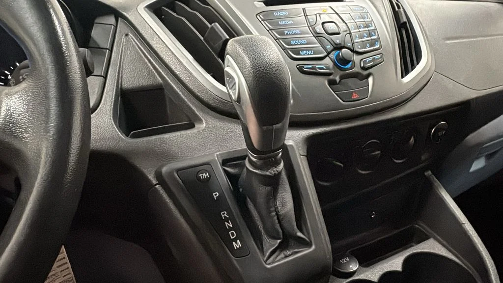 Used 2015 White Ford Base image 20