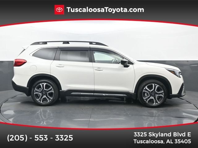 2025 Subaru Ascent Limited 7 Passenger's photo