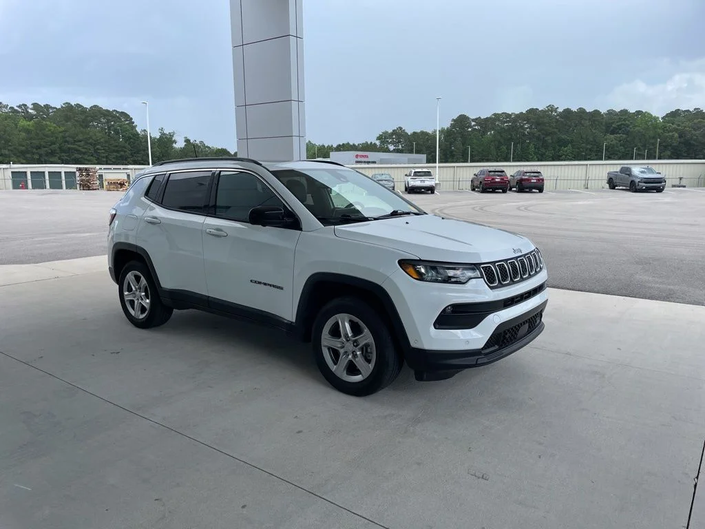 2023 Jeep Compass Latitude 4X4's photo