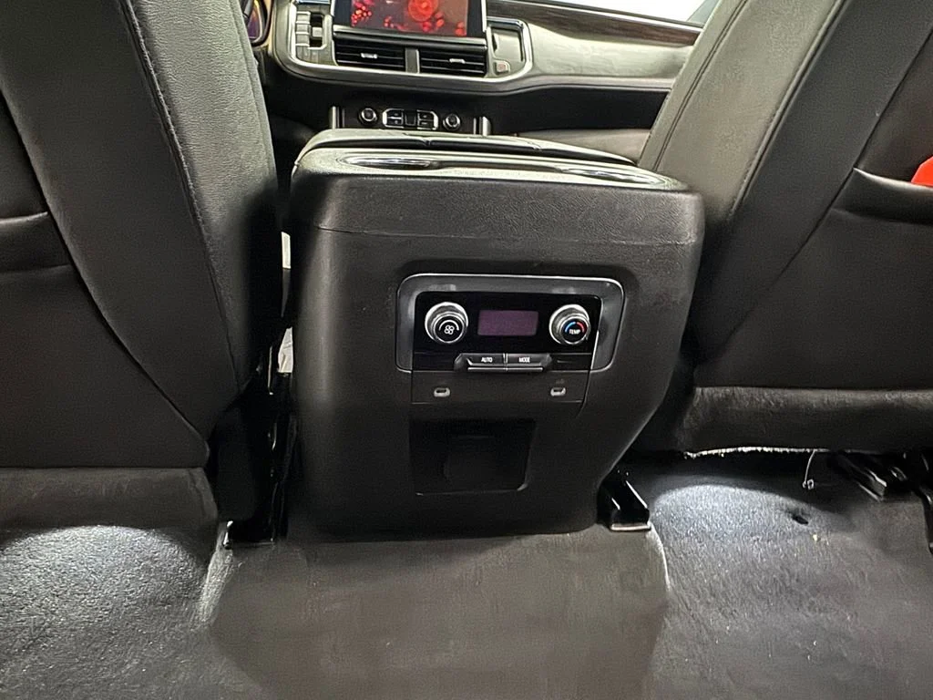 2023 Chevrolet Suburban Z71 - Photo 40