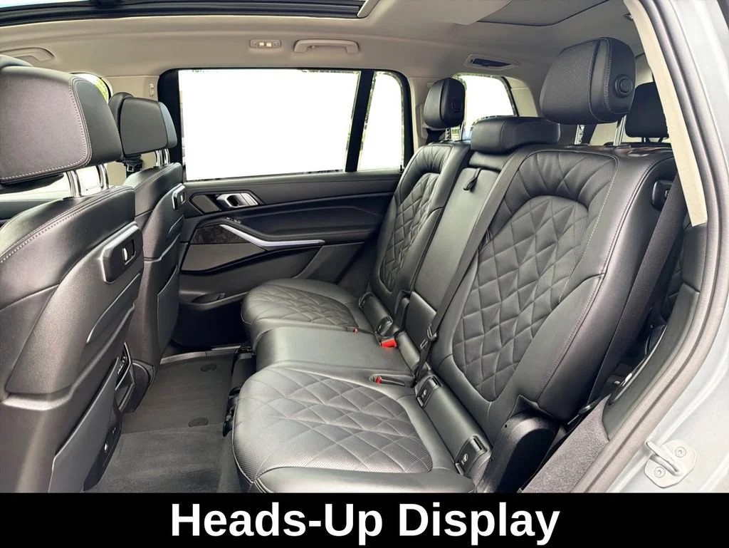 Used 2026 Gray BMW xDrive40i image 10