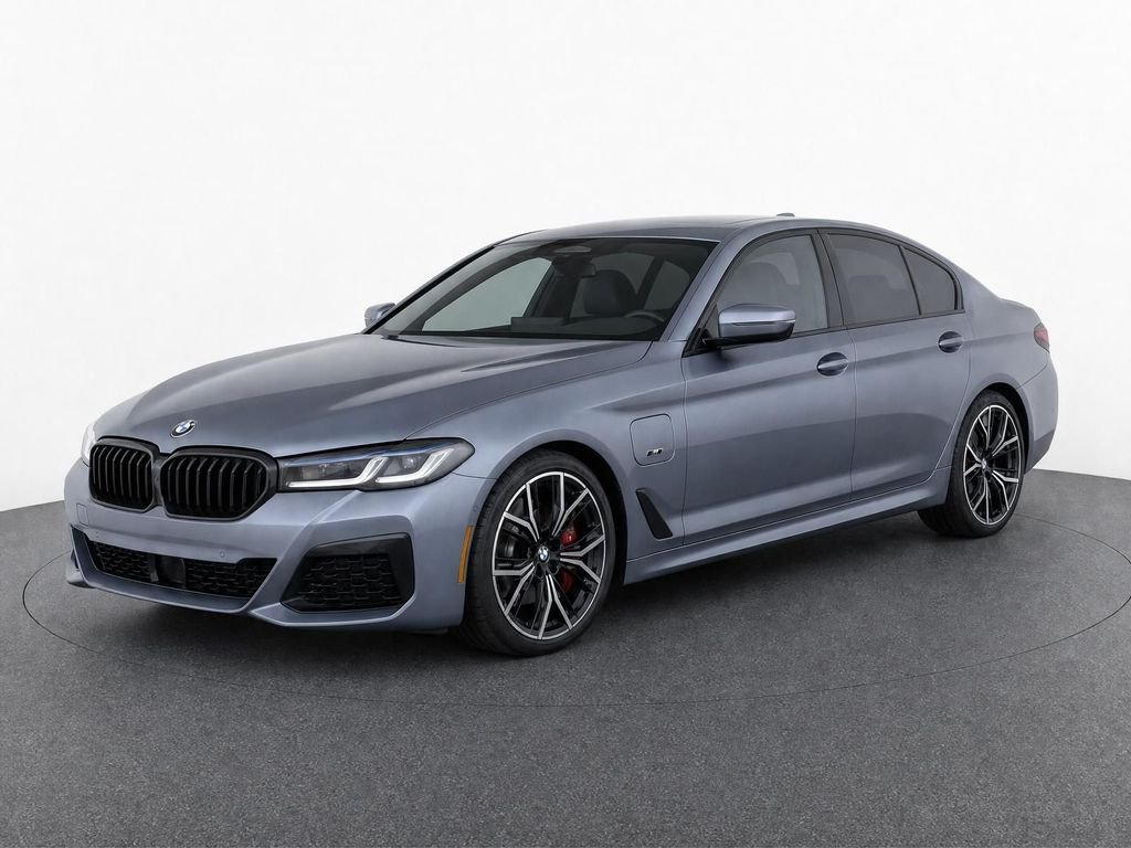 Used 2022 Bluestone Metallic BMW 530e iPerformance image 7