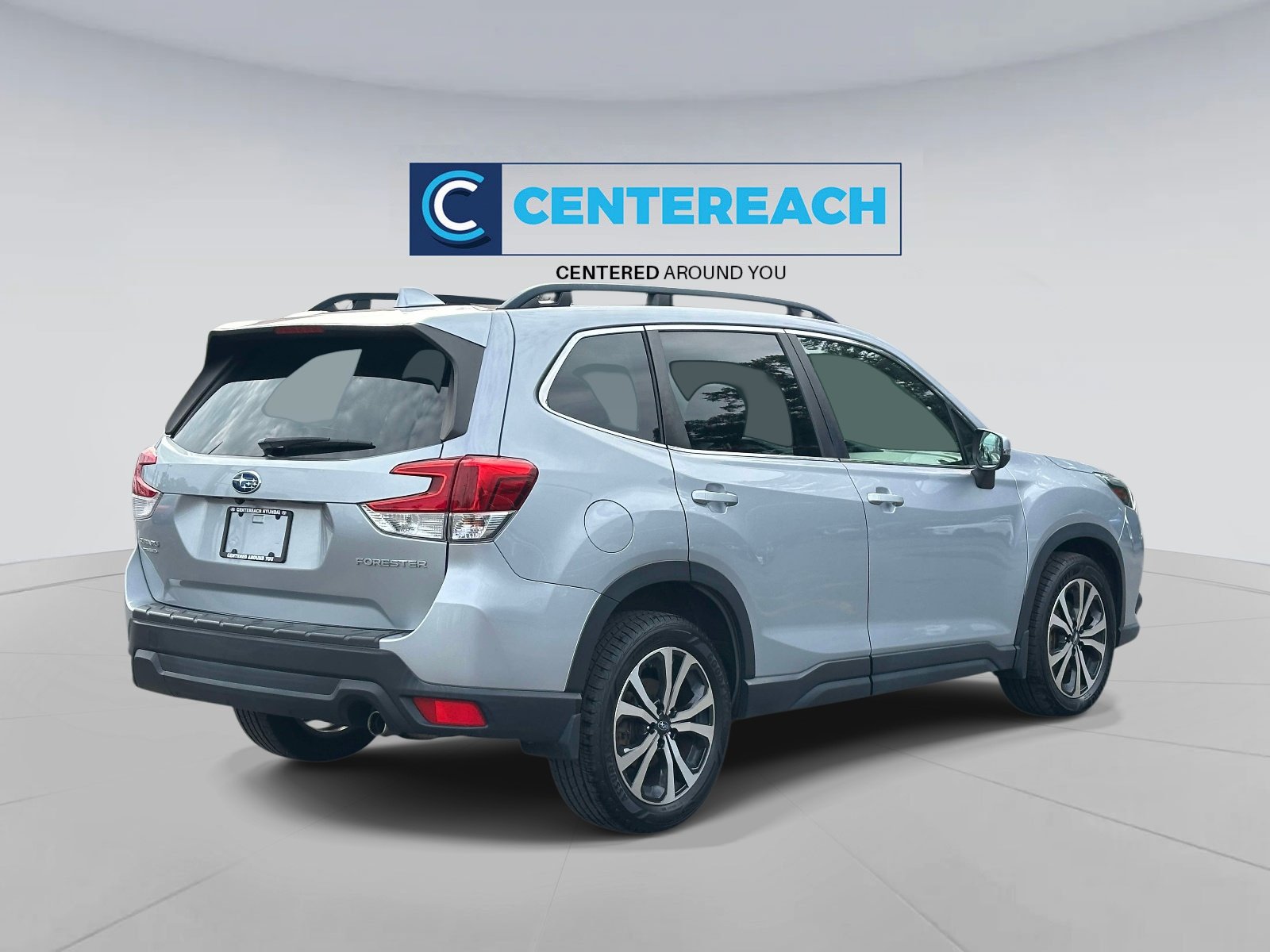 2022 Subaru Forester Limited - Photo 6