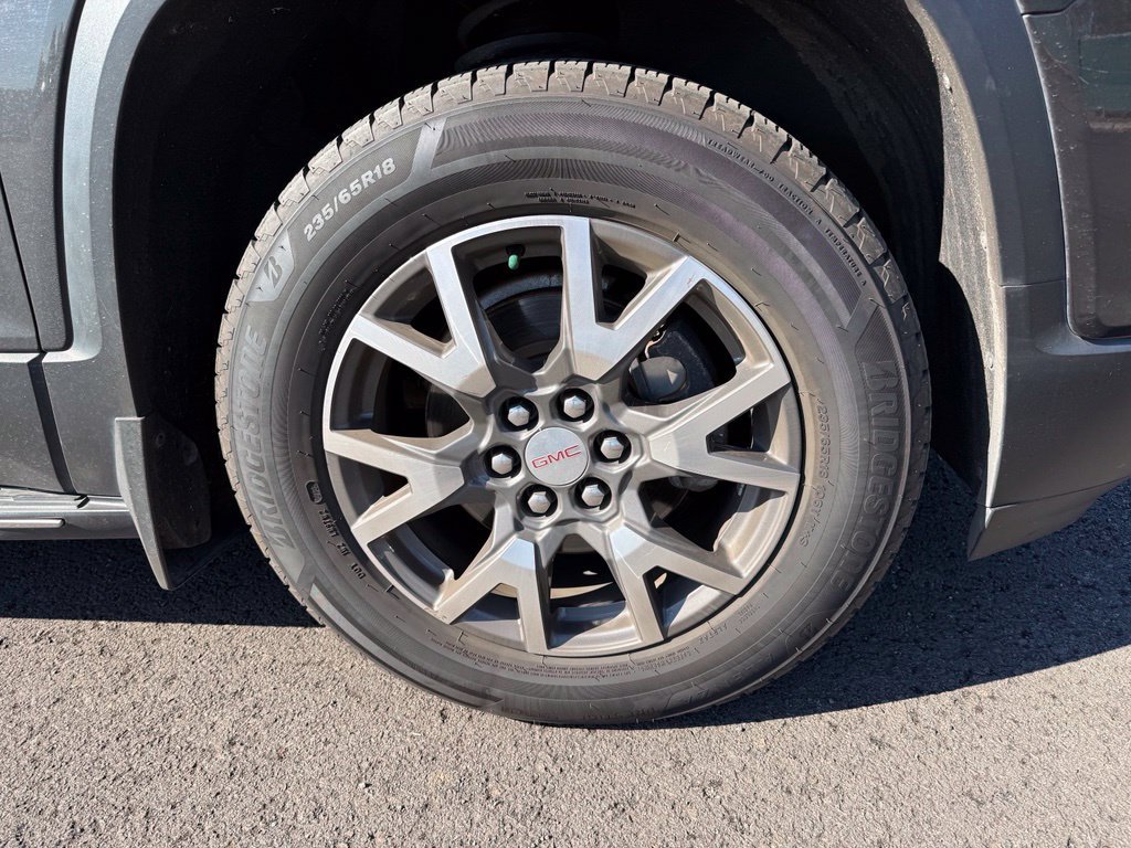 Used 2020 Carbon Black Metallic GMC SLE image 24