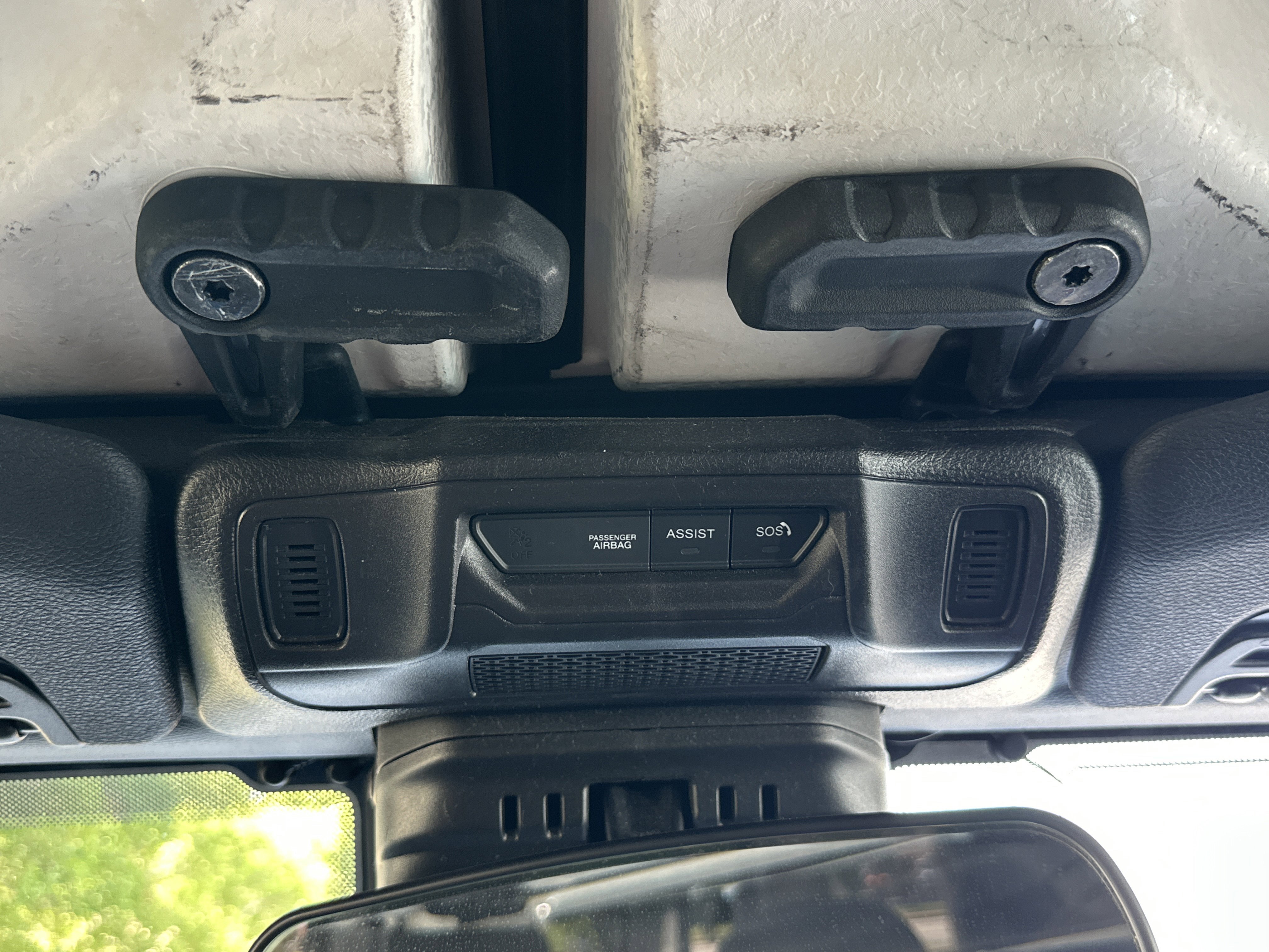 Used 2024 Bright White Clearcoat Jeep Rubicon image 23