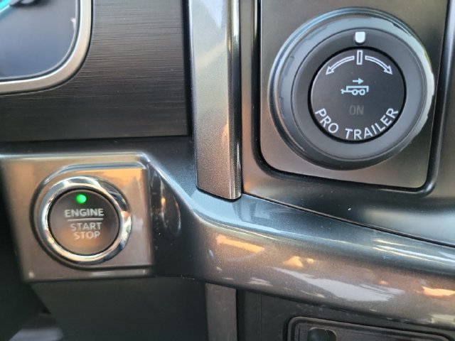 Certified Used 2023 Avalanche Ford XLT image 13