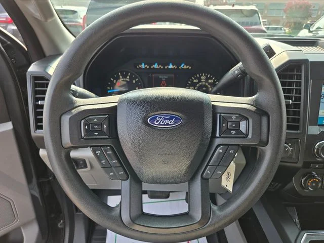 Used 2018 Gray Ford XL image 33