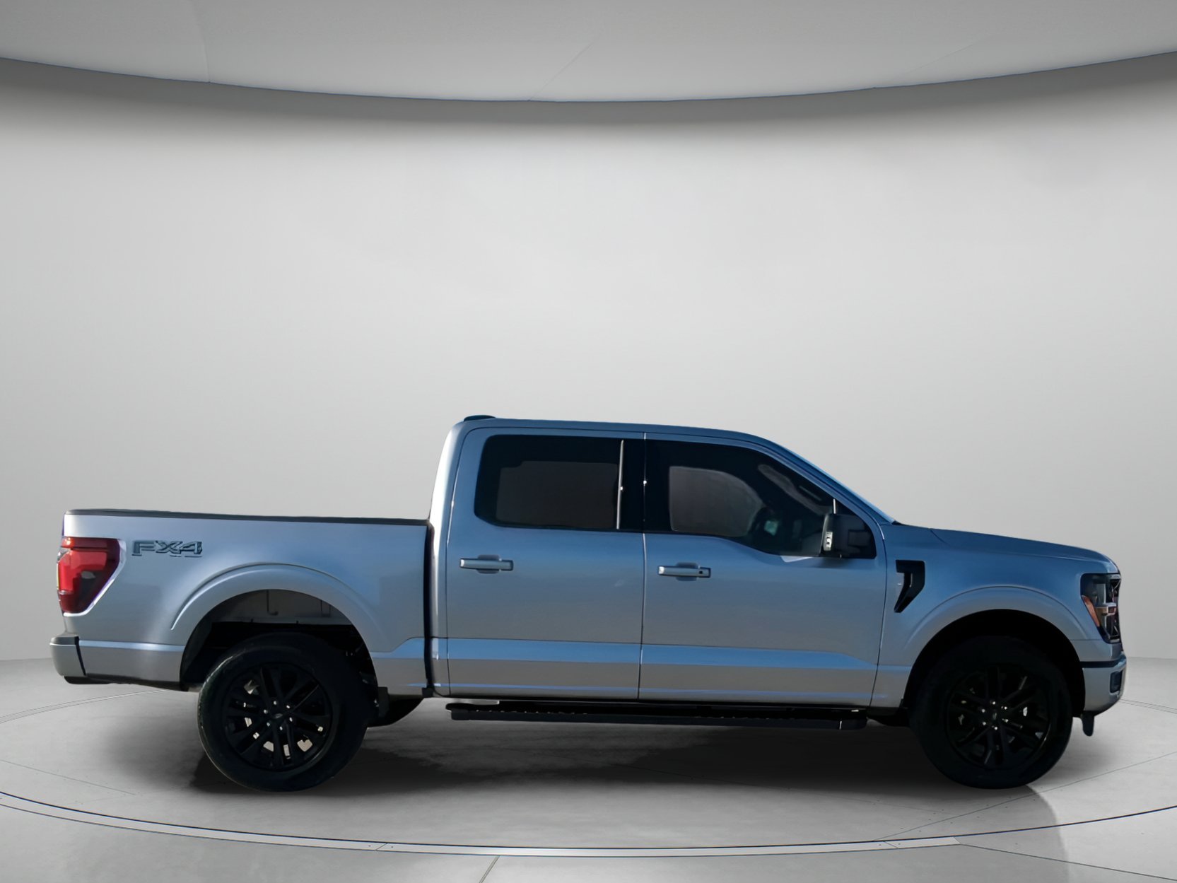 New 2026 Iconic Silver Metallic Ford XLT image 29