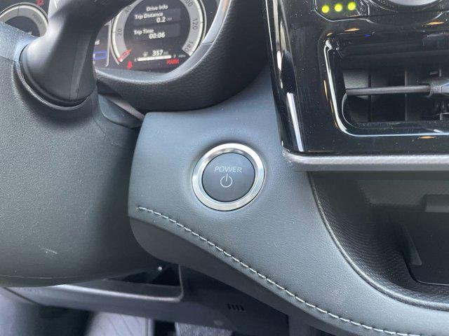 2025 Toyota Highlander Platinum - Photo 19