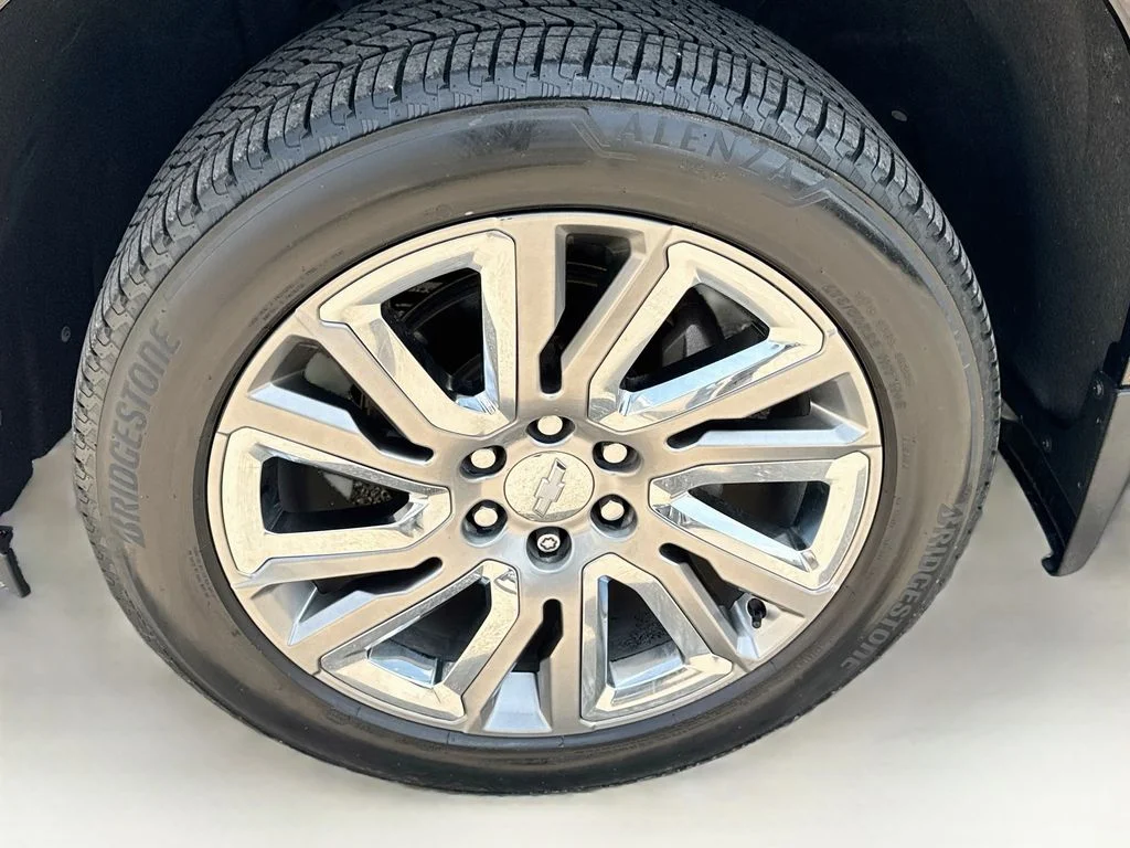 Used 2020 Black Chevrolet LT image 39