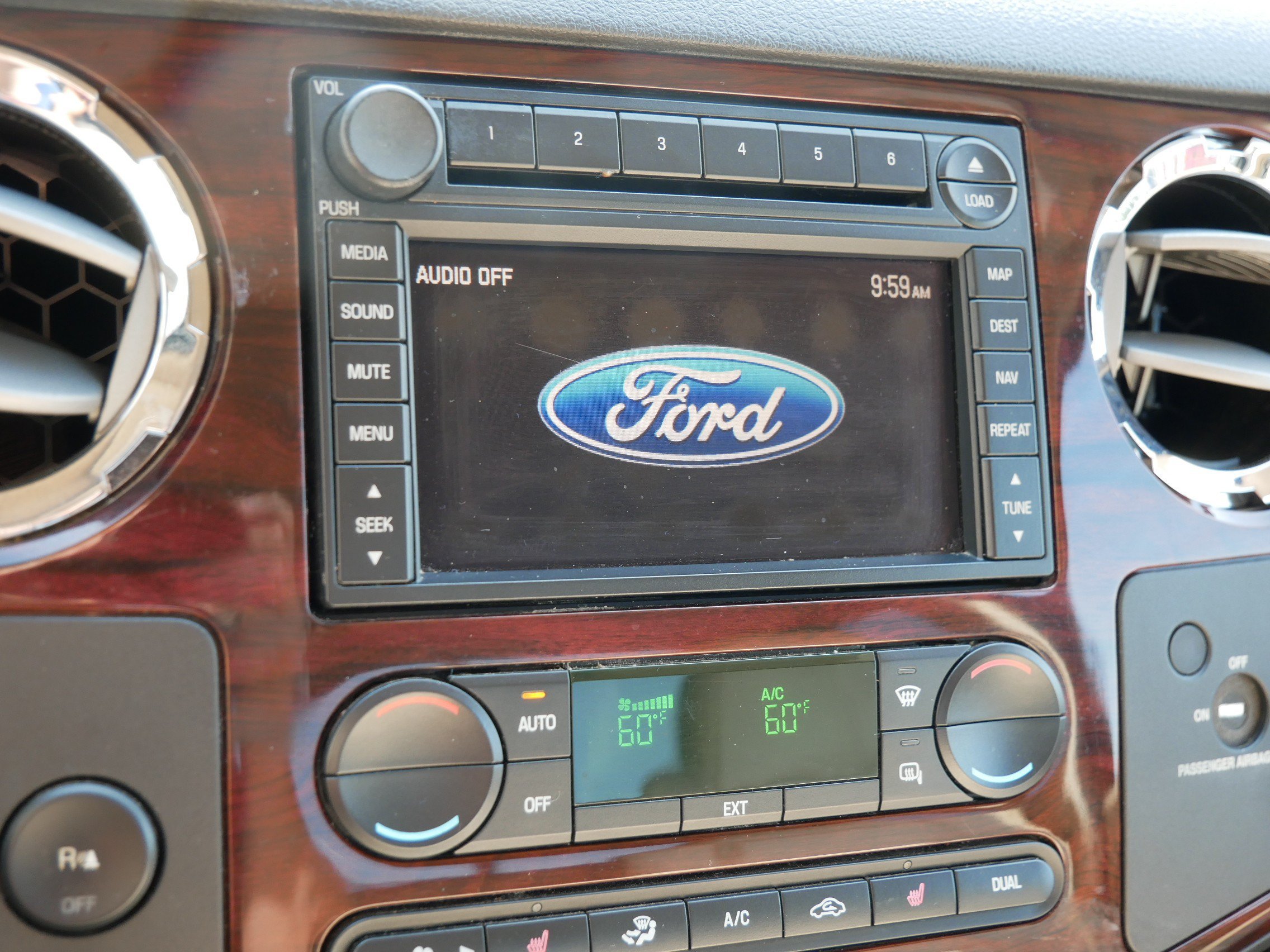 Used 2008 Black Ford Lariat image 22