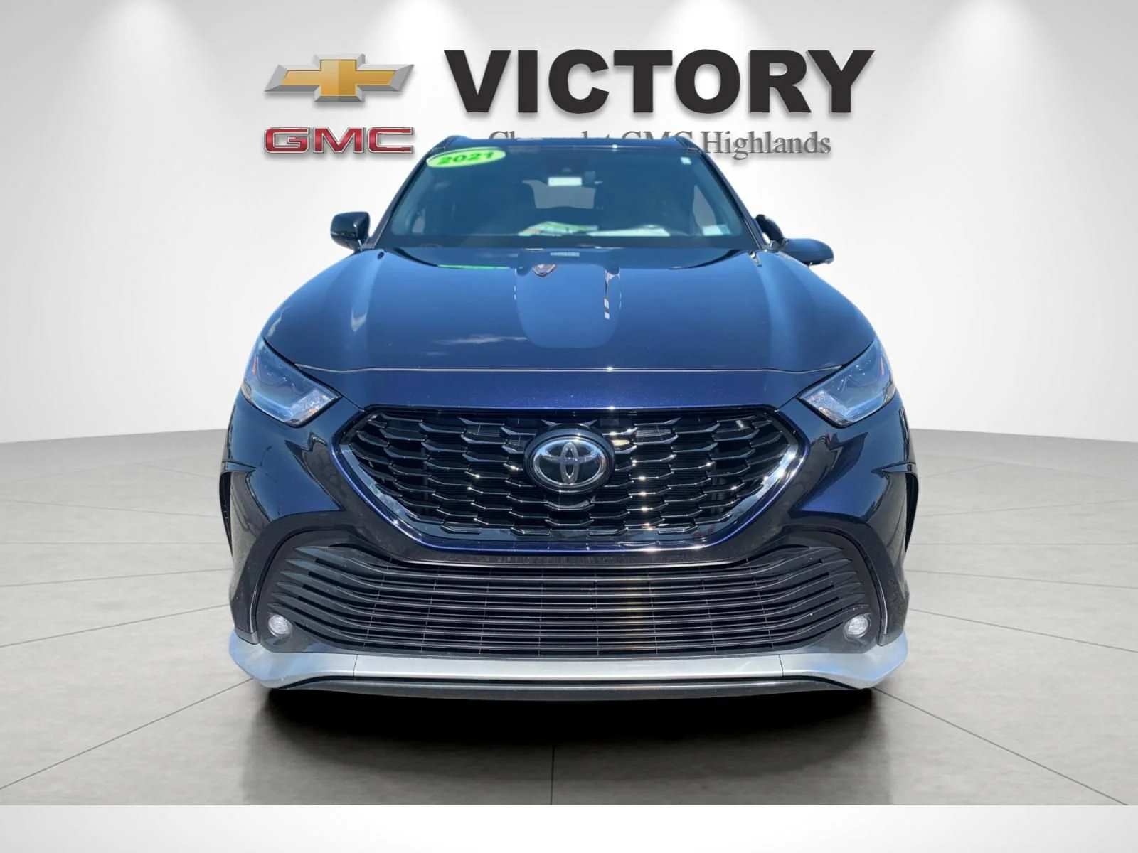 Used 2021 Blue Toyota XSE image 8