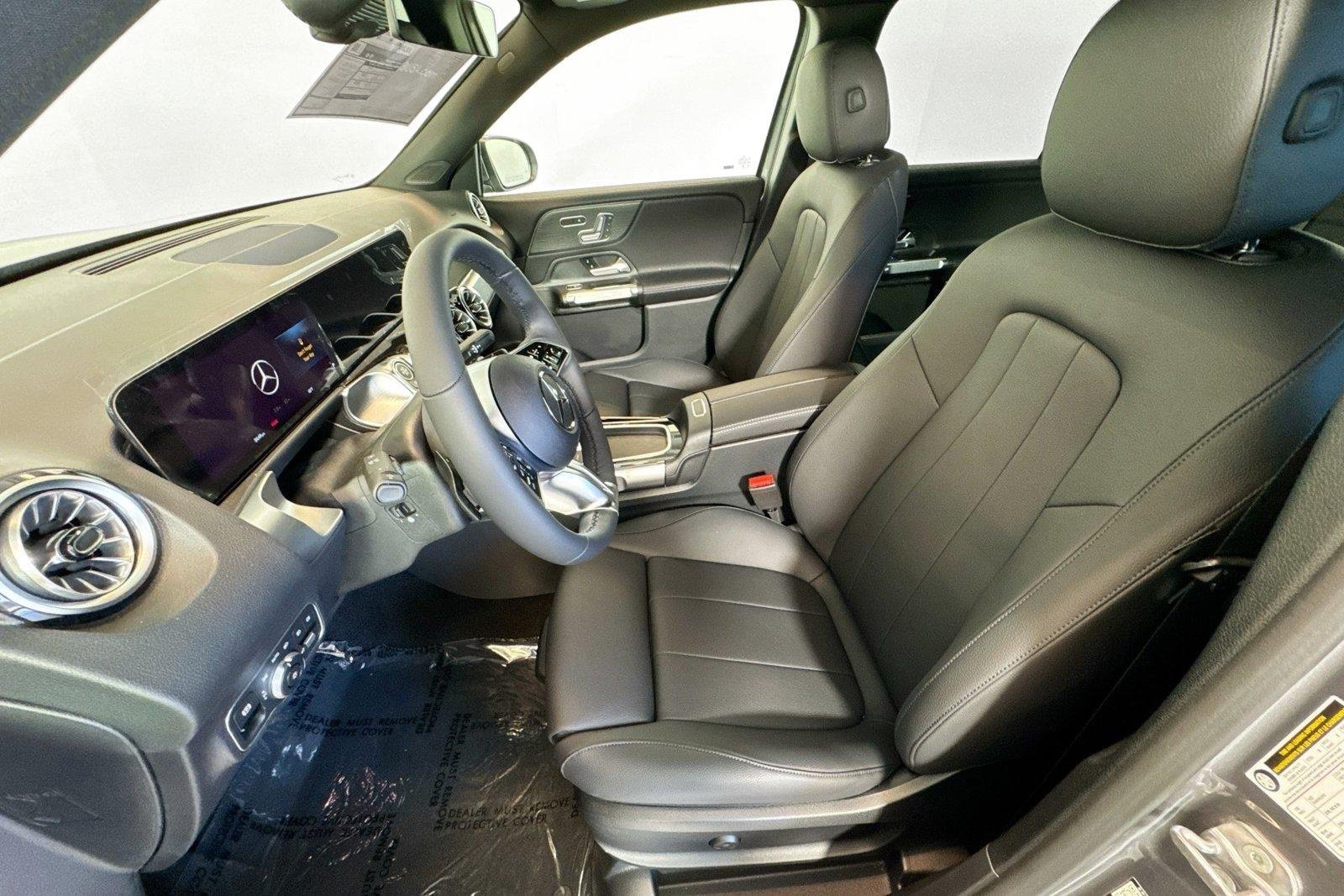 New 2026 Mountain Grey Metallic Mercedes-Benz GLB 250 image 17