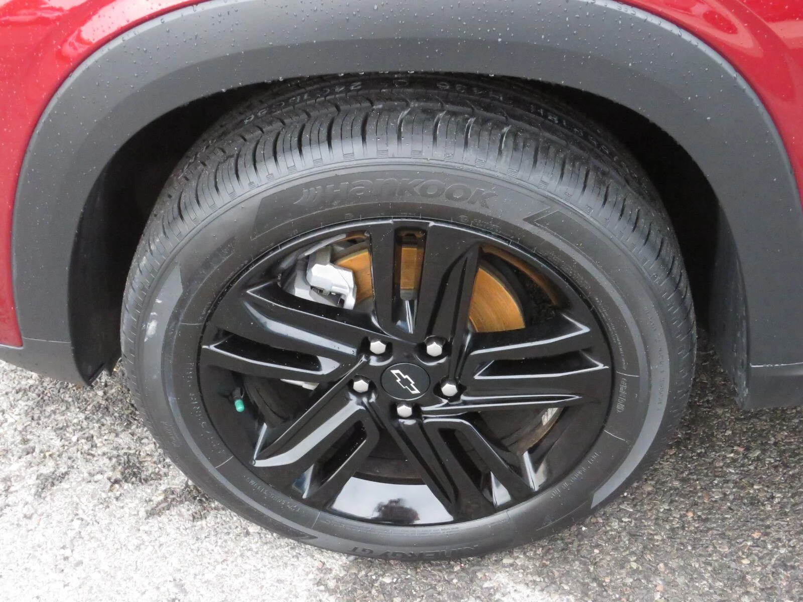 Used 2024 Crimson Metallic Chevrolet ACTIV image 14