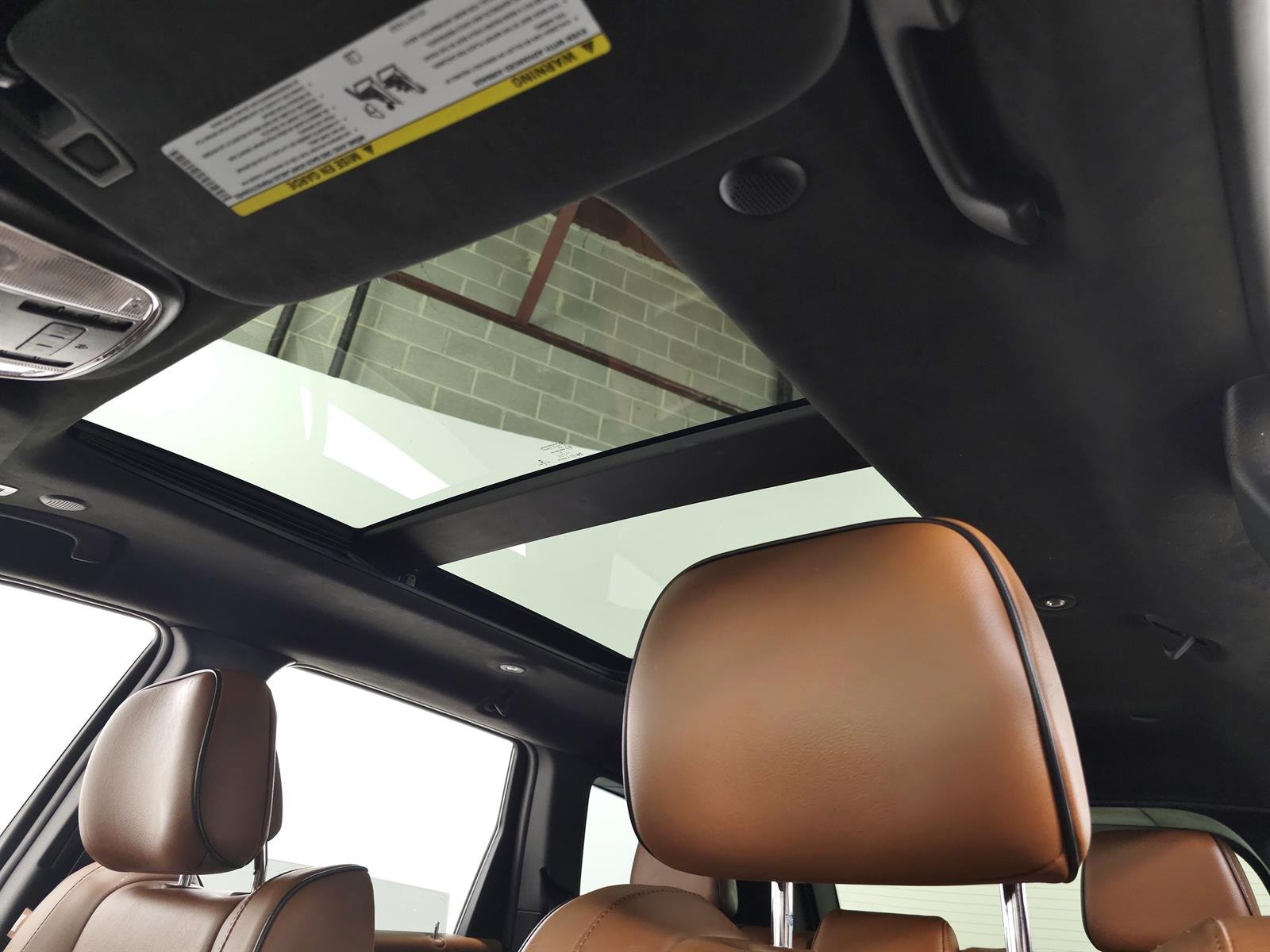 Used 2019 White Jeep Summit image 16