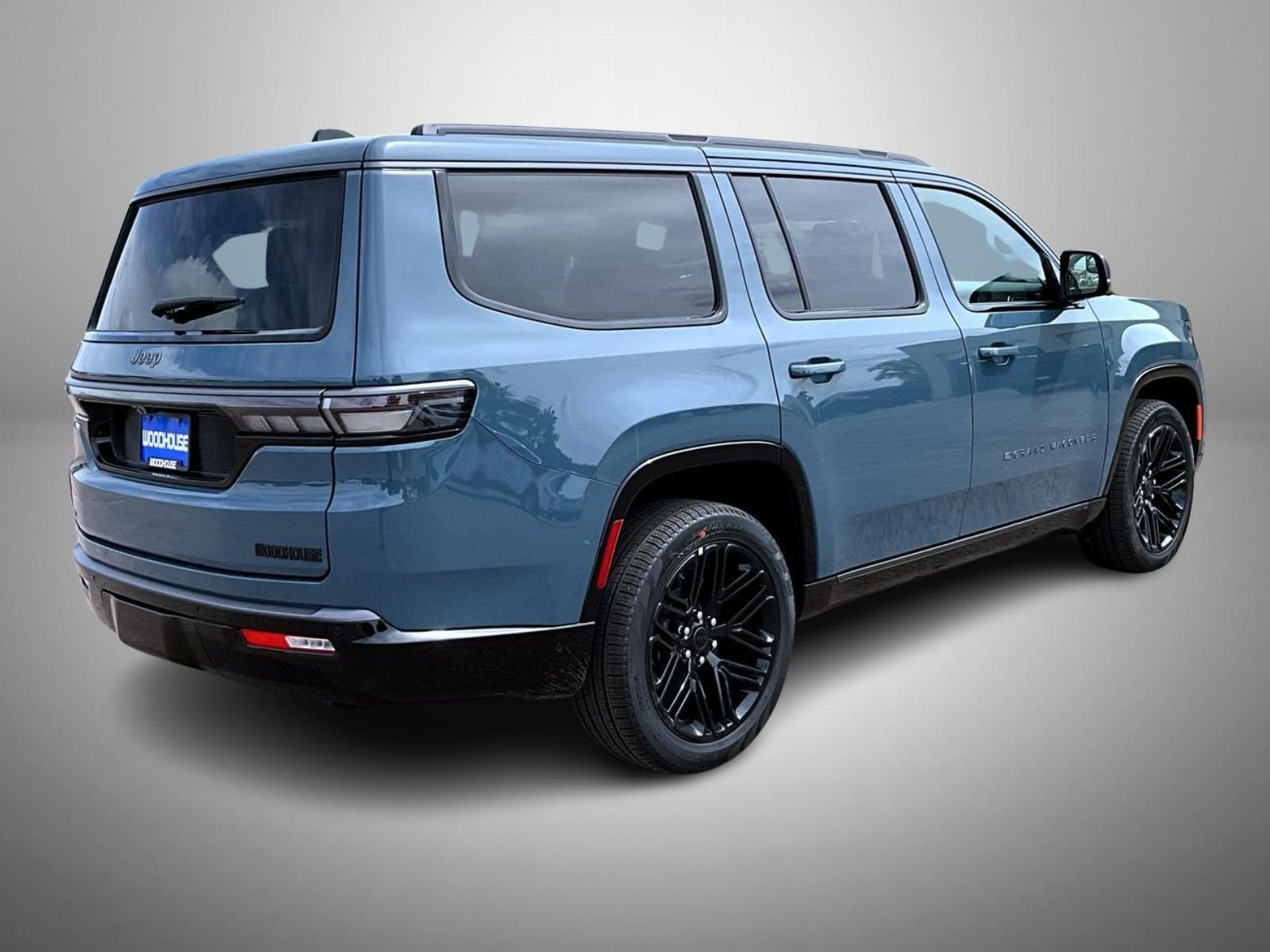 New 2026 Steel Blue Exterior Paint Jeep Limited Reserve image 5