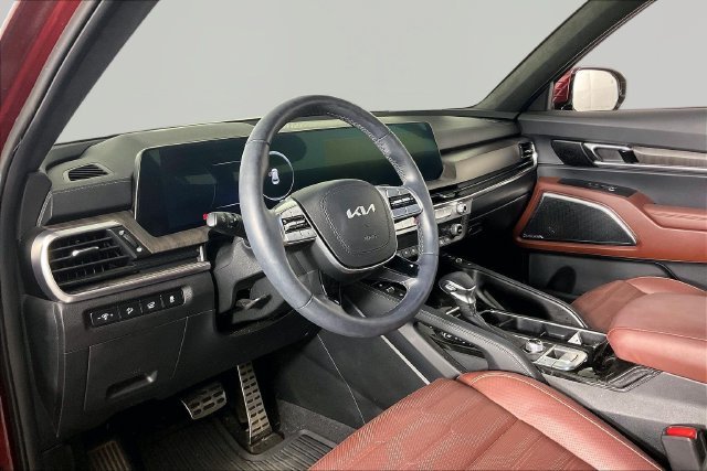 Used 2024 Red Kia SX-Prestige image 15