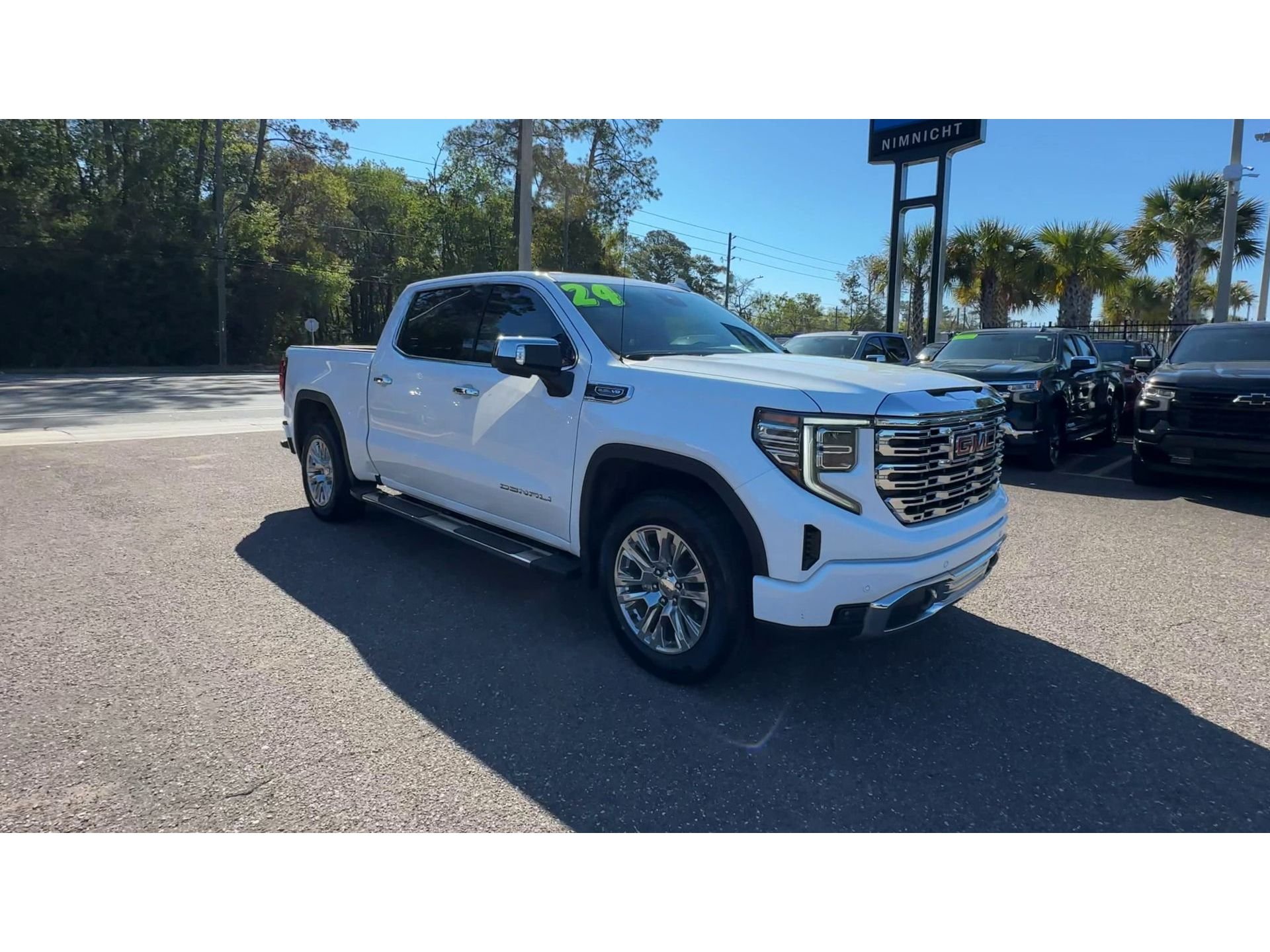 Used 2024 Summit White GMC Denali image 8