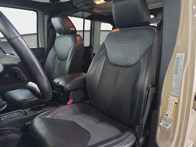 Used 2017 Beige Jeep Unlimited Sport image 14
