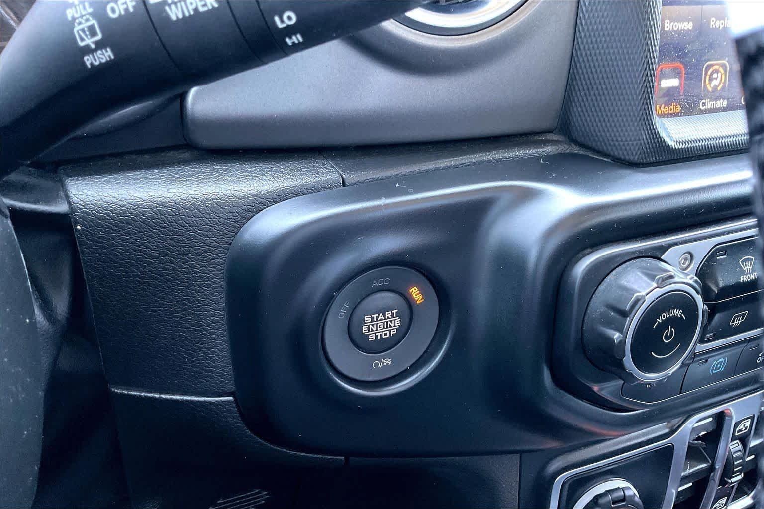Used 2023 Hydro Blue Pearlcoat Jeep Rubicon image 35