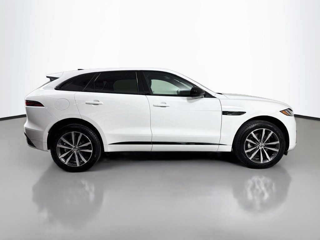 Used 2025 White Jaguar P250 R-Dynamic S image 4