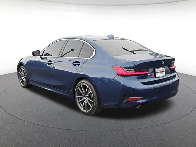 Used 2021 Blue BMW 330i image 3