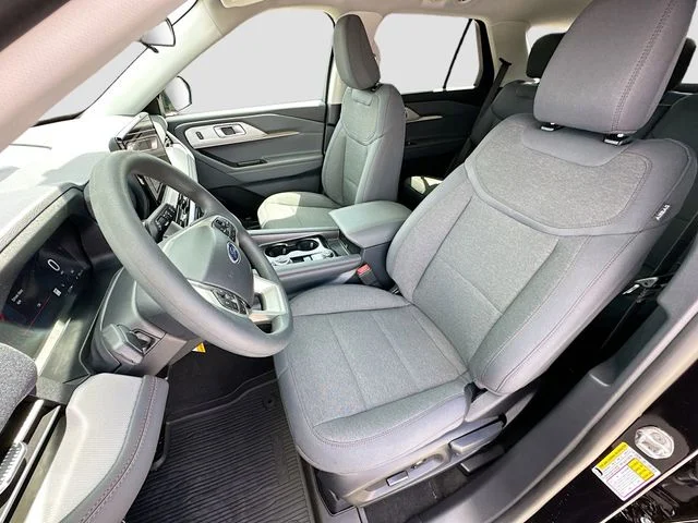 New 2026 Black Ford Active image 15