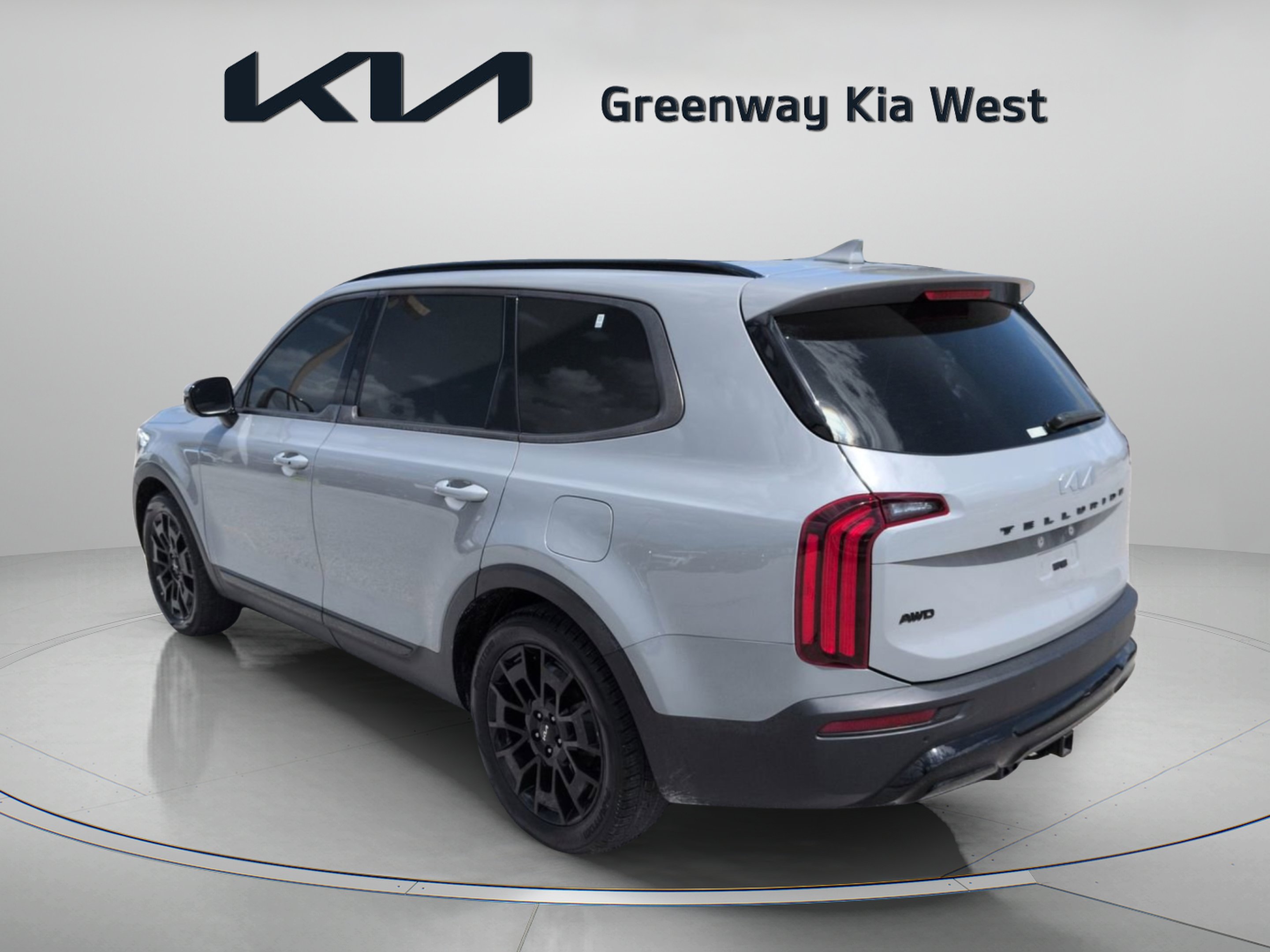 Certified Used 2022 Wolf Gray Kia SX image 6